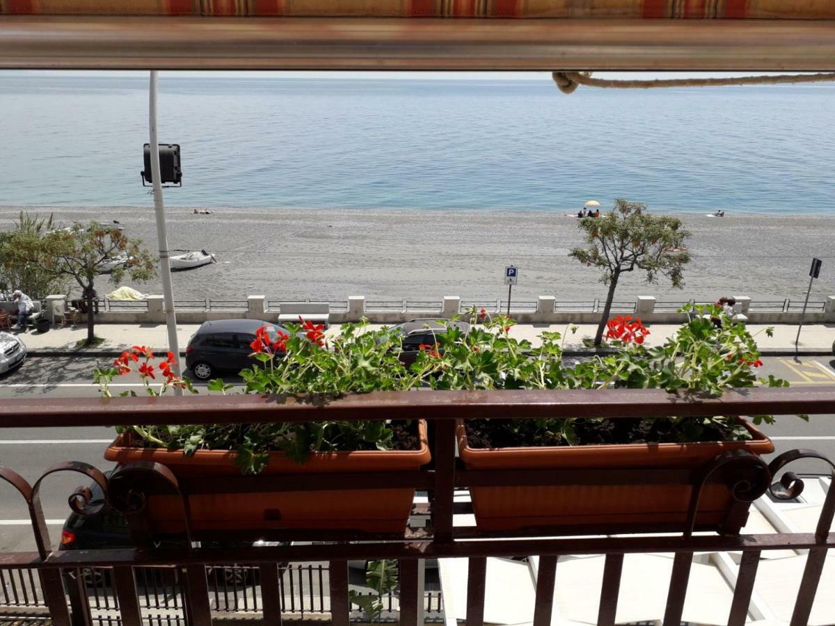 Centrocitta Beach Роккалумера Екстер'єр фото